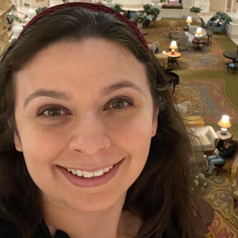 Meet your Posher, Marika